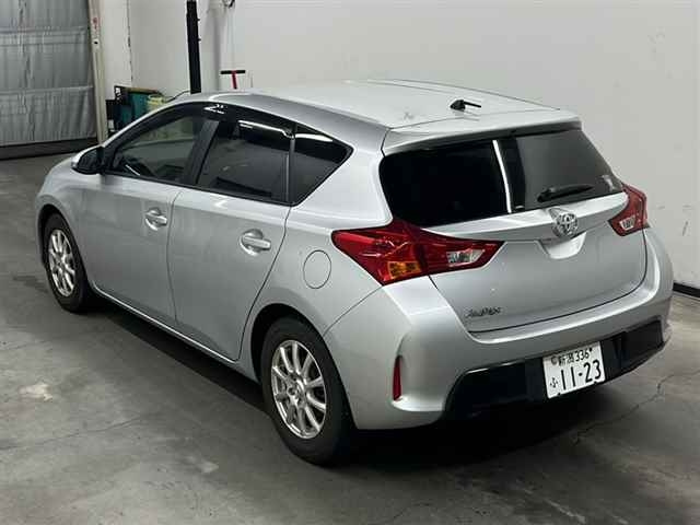 TOYOTA AURIS 2013
