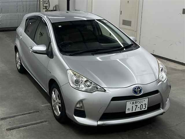 TOYOTA AQUA 2014