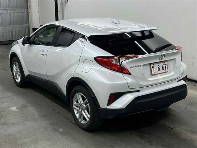 TOYOTA C-HR 2022