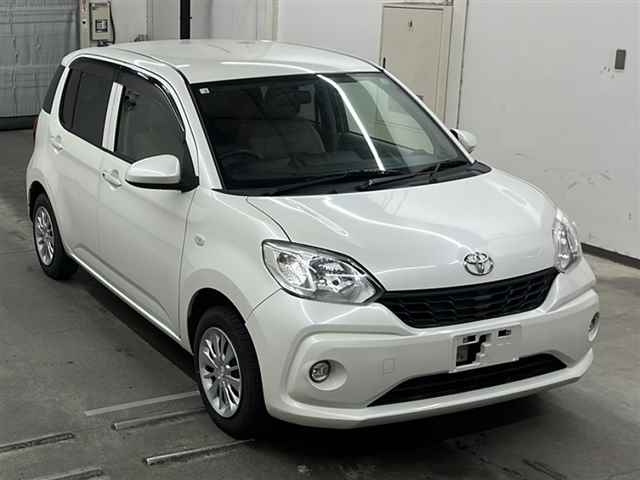 TOYOTA PASSO 2016