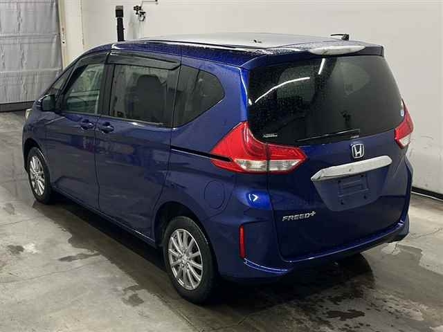 HONDA FREED 2016