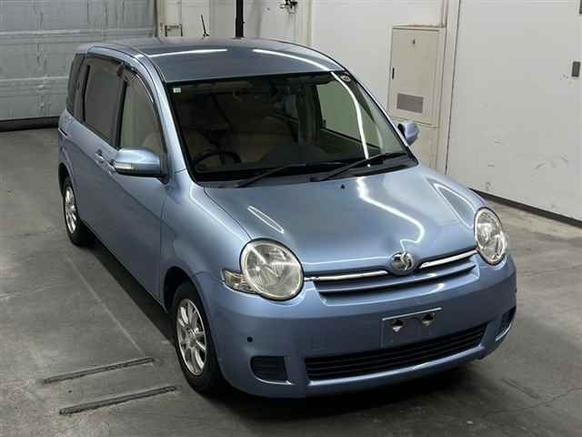 TOYOTA SIENTA 2012