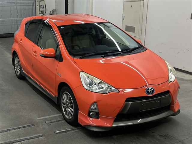 TOYOTA AQUA 2014