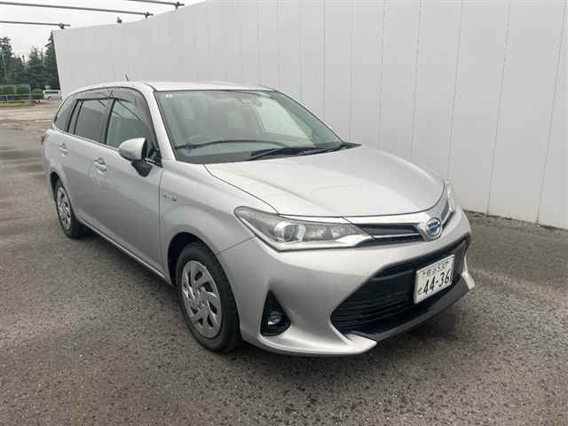 TOYOTA COROLLA FIELDER 2019