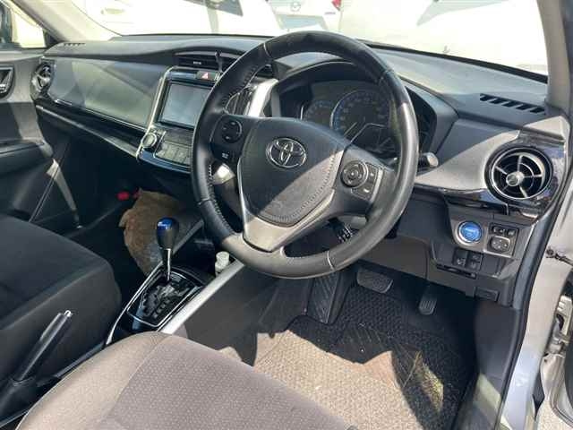 TOYOTA COROLLA FIELDER 2019