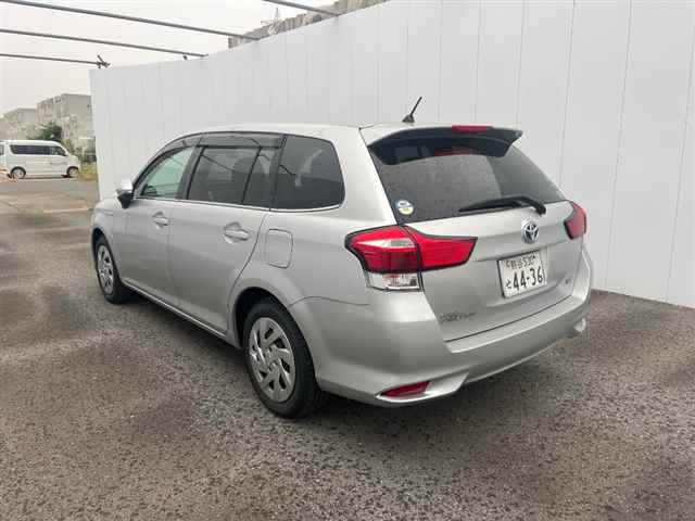 TOYOTA COROLLA FIELDER 2019