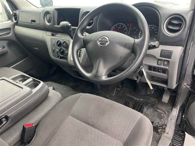 NISSAN CARAVAN VAN 2020