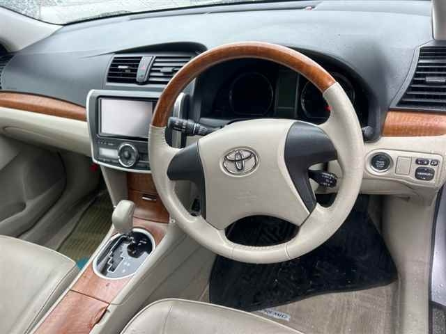 TOYOTA PREMIO 2008