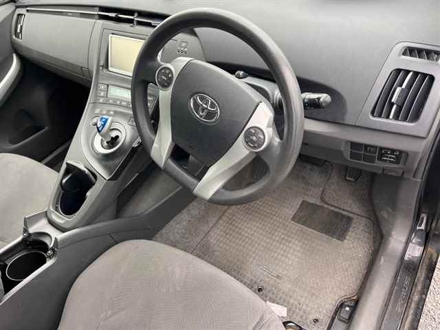 TOYOTA PRIUS 2010