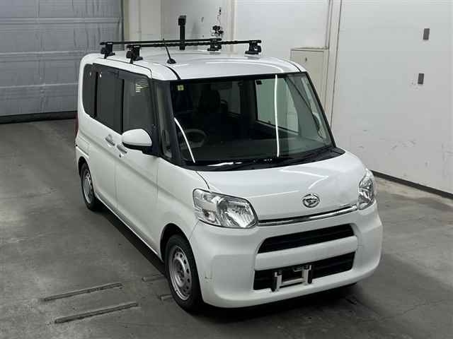 DAIHATSU TANTO 2018