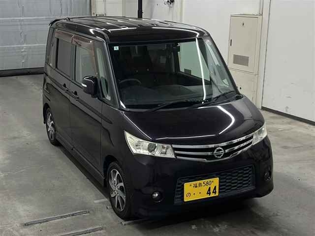 NISSAN ROOX 2012