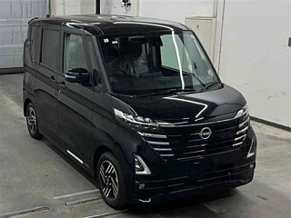 NISSAN ROOX 2024