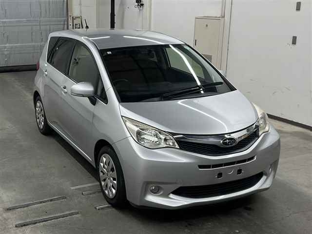 SUBARU TREZIA 2014