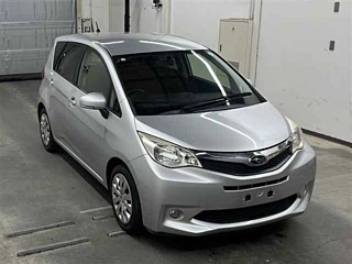 SUBARU TREZIA 2014