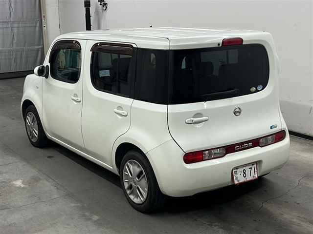 NISSAN CUBE 2010