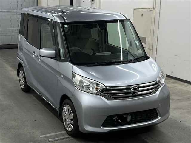 NISSAN DAYZ ROOX 2015