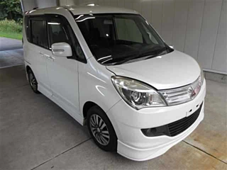 MITSUBISHI DELICA D2 2012