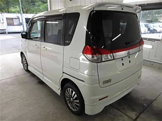 MITSUBISHI DELICA D2 2012