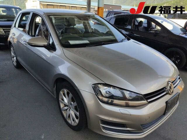 VOLKSWAGEN GOLF 2015