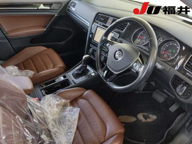 VOLKSWAGEN GOLF 2015