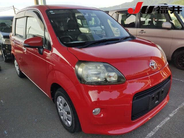 TOYOTA PORTE 2012