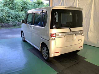 DAIHATSU TANTO 2008