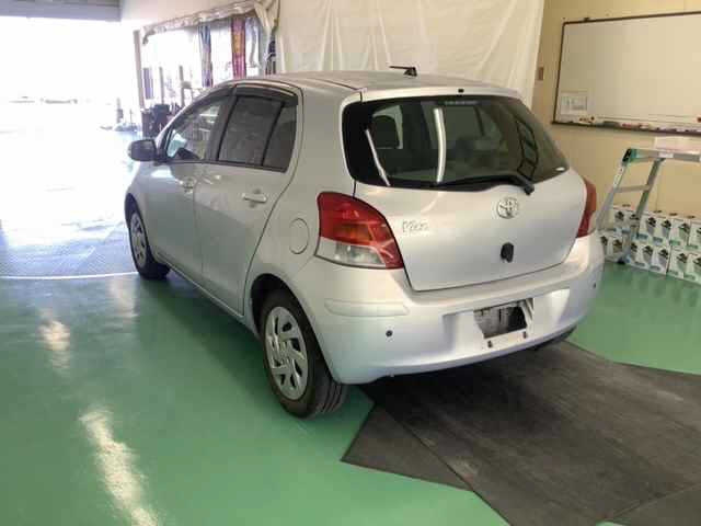TOYOTA VITZ 2008