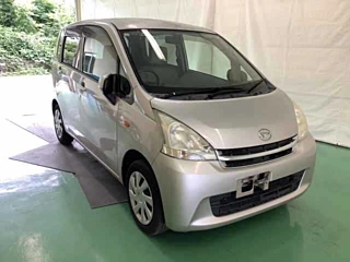DAIHATSU MOVE 2011
