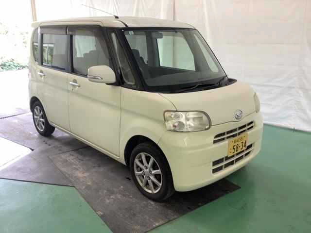 DAIHATSU TANTO 2010