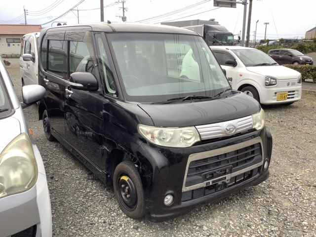 DAIHATSU TANTO 2011