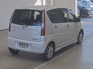 DAIHATSU MOVE 2011