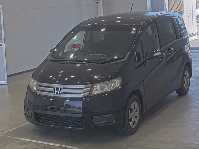 HONDA FREED 2013