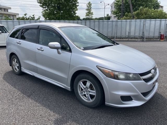 HONDA STREAM 2010