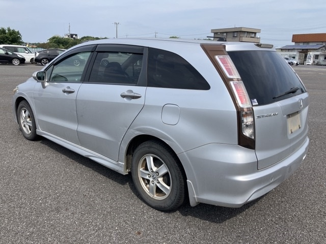 HONDA STREAM 2010