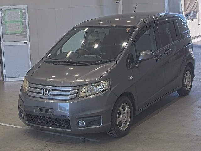 HONDA FREED 2011