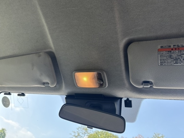 TOYOTA HIACE VAN 2018