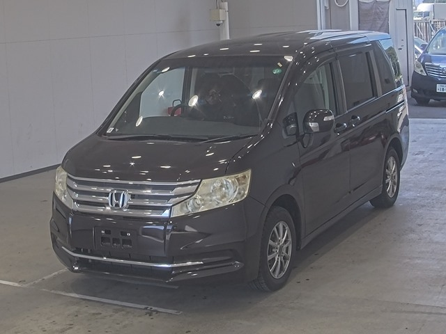 HONDA STEP WAGON 2012