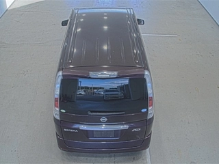 NISSAN SERENA 2010
