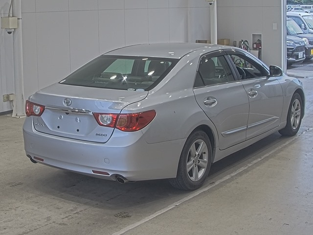 TOYOTA MARK X 2009