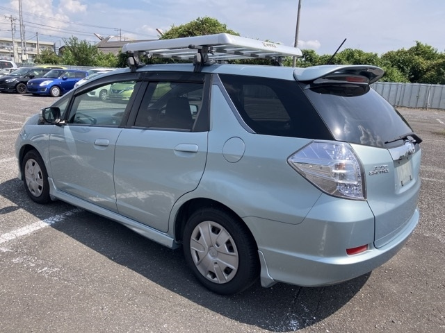 HONDA FIT SHUTTLE 2011