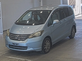 HONDA FREED 2010