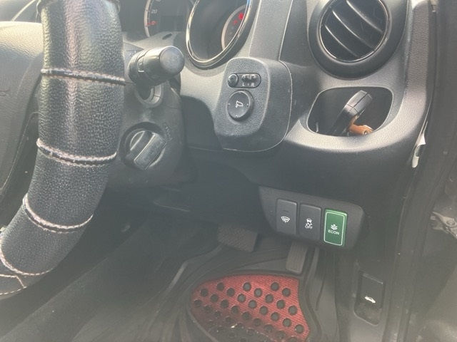 HONDA FIT SHUTTLE 2013