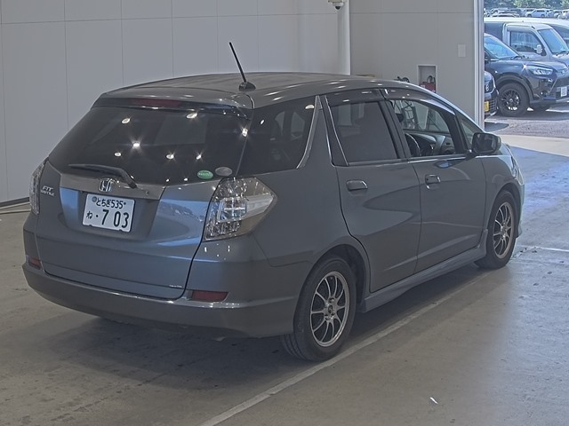 HONDA FIT SHUTTLE 2013