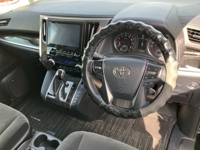 TOYOTA ALPHARD 2016