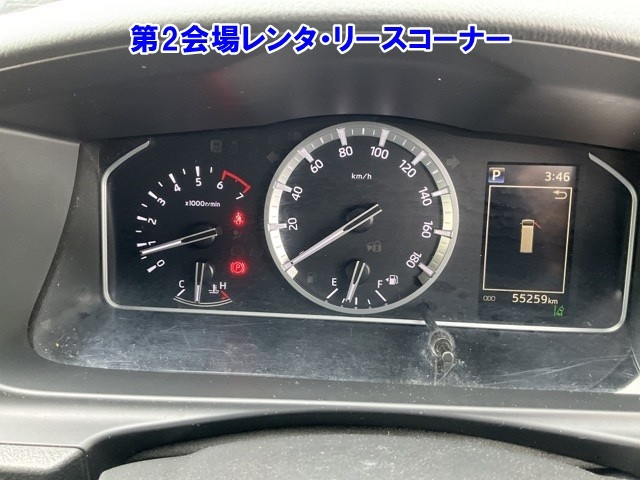 TOYOTA HIACE VAN 2020