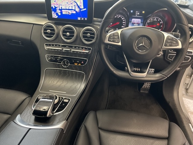 MERCEDES BENZ C CLASS 2016
