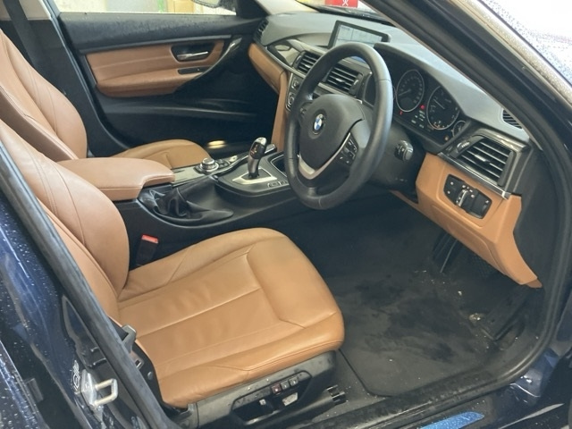 BMW 3 SERIES 2013