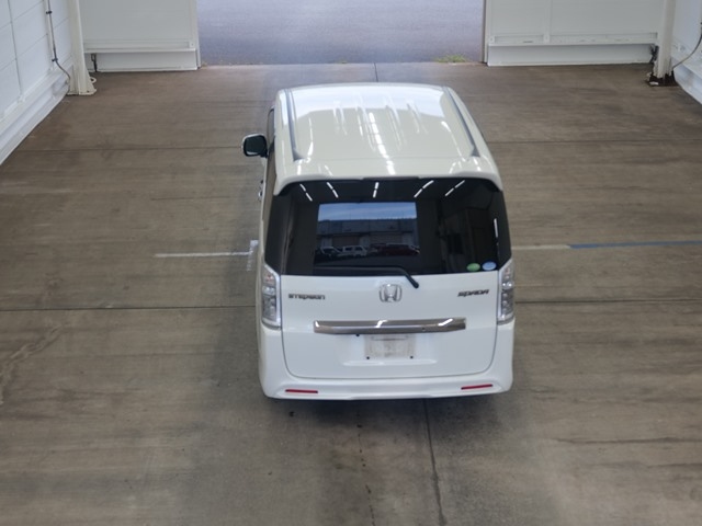 HONDA STEP WAGON 2013