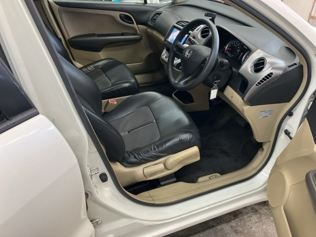 HONDA STREAM 2008