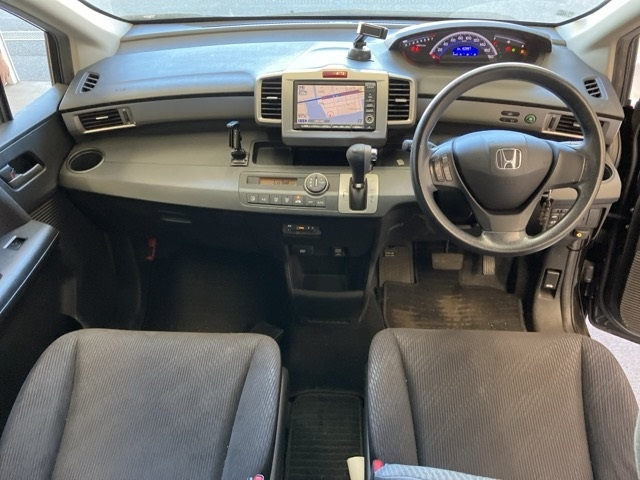 HONDA FREED 2010